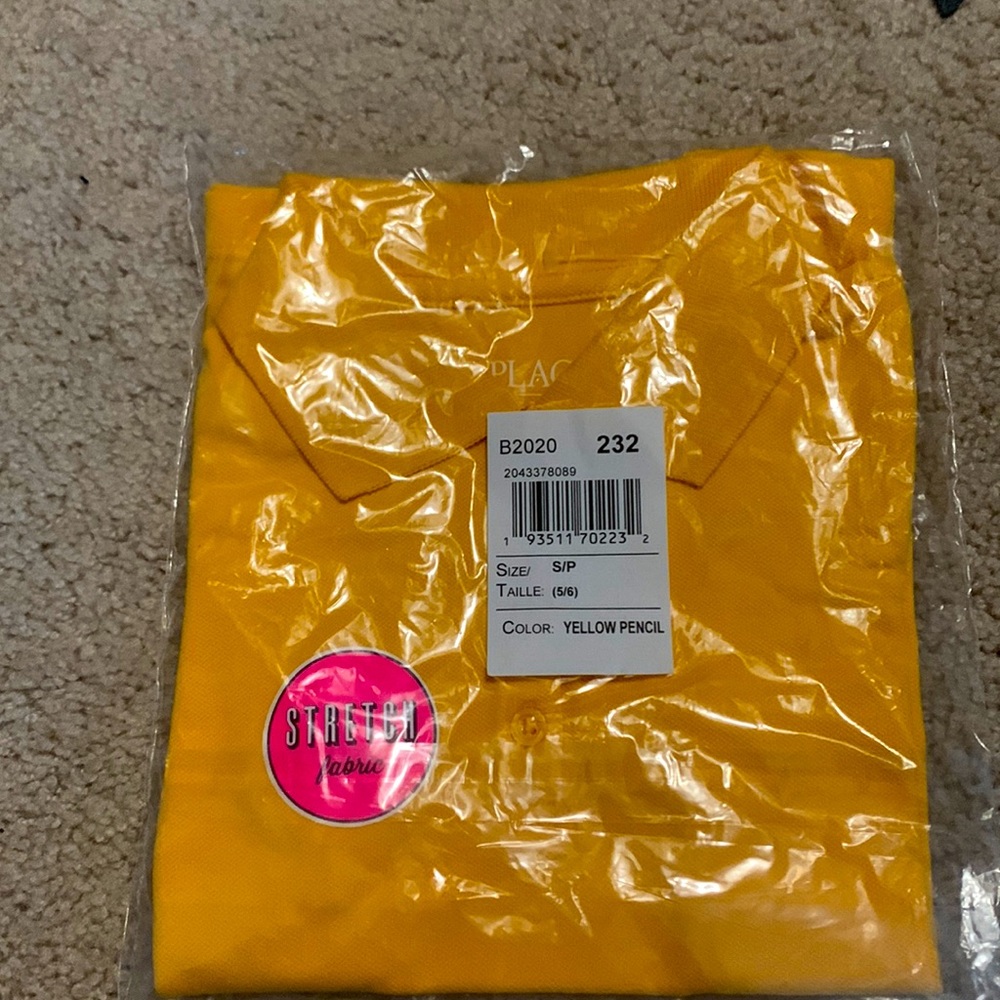 Yellow polo shirt girl size small excellent condition new